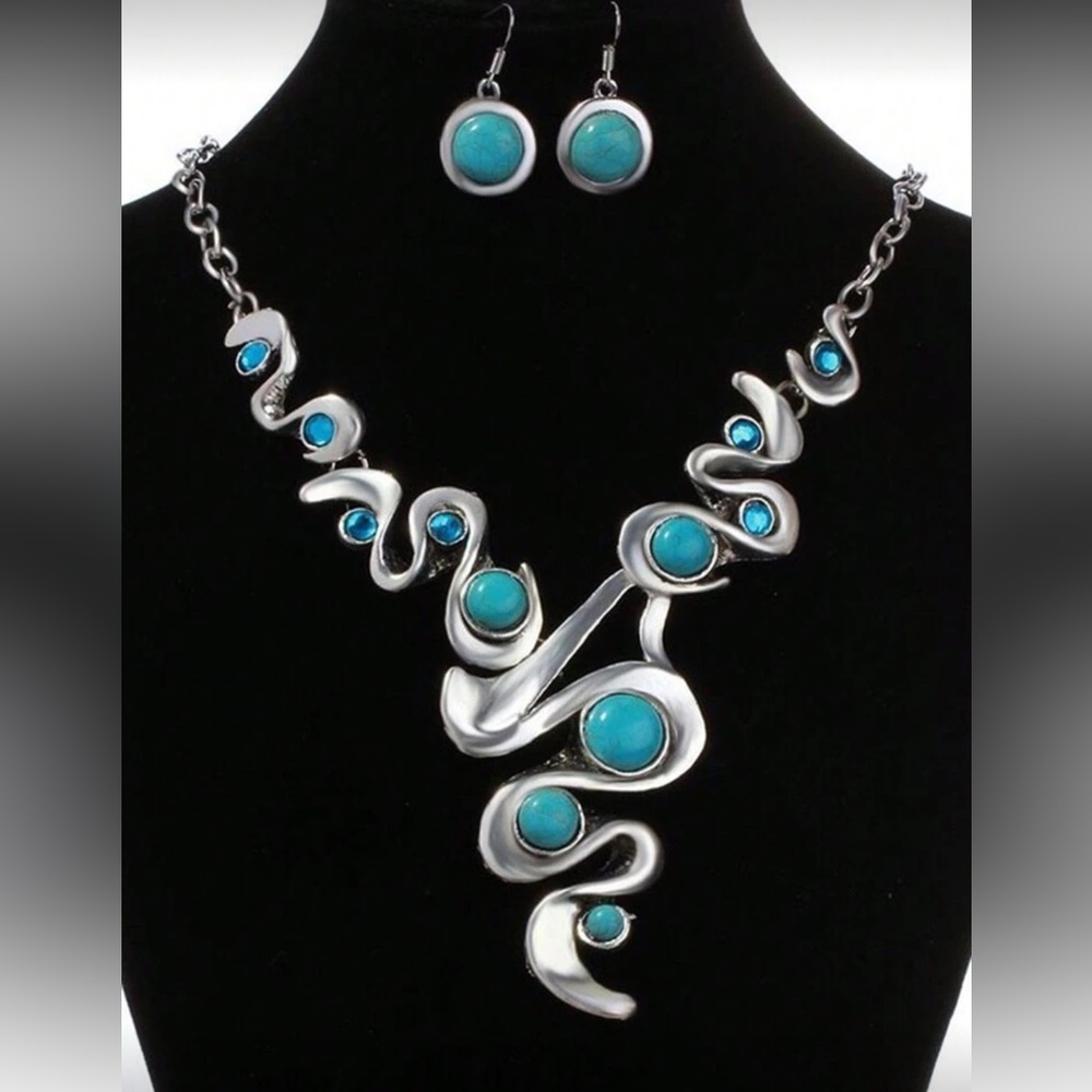 Petite Bohemian Jewelry Set - Silver and Turquoise Necklace and Earring Set - Picture 1 of 6
